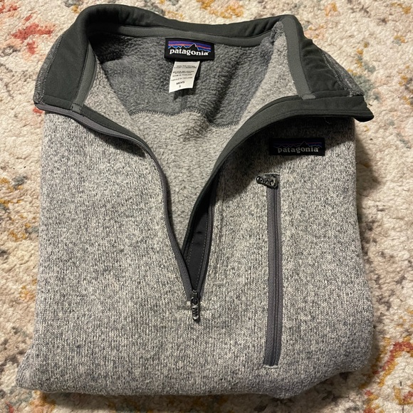PATAGONIA Men’s Two-Toned Gray Pullover - Picture 3 of 4